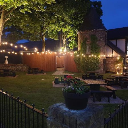 Ivy Tower Hotel Castlebar Dış mekan fotoğraf