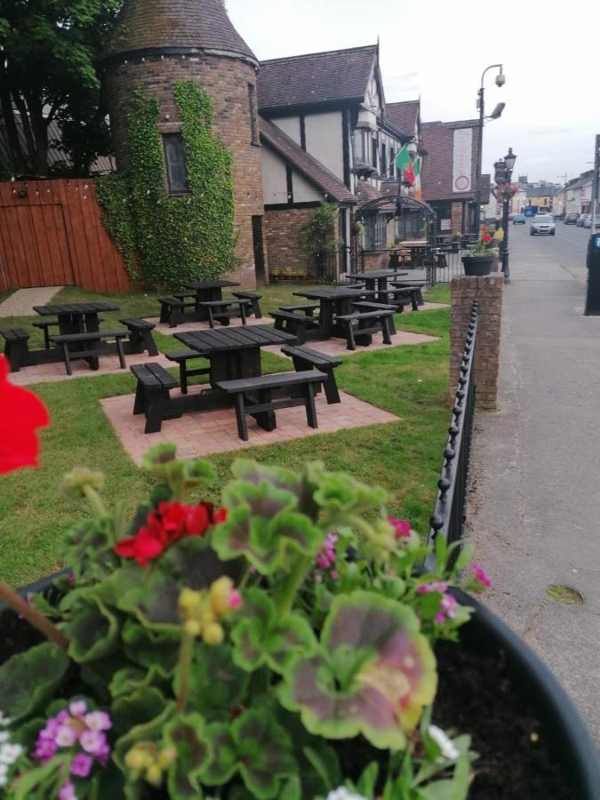 Ivy Tower Hotel Castlebar Dış mekan fotoğraf